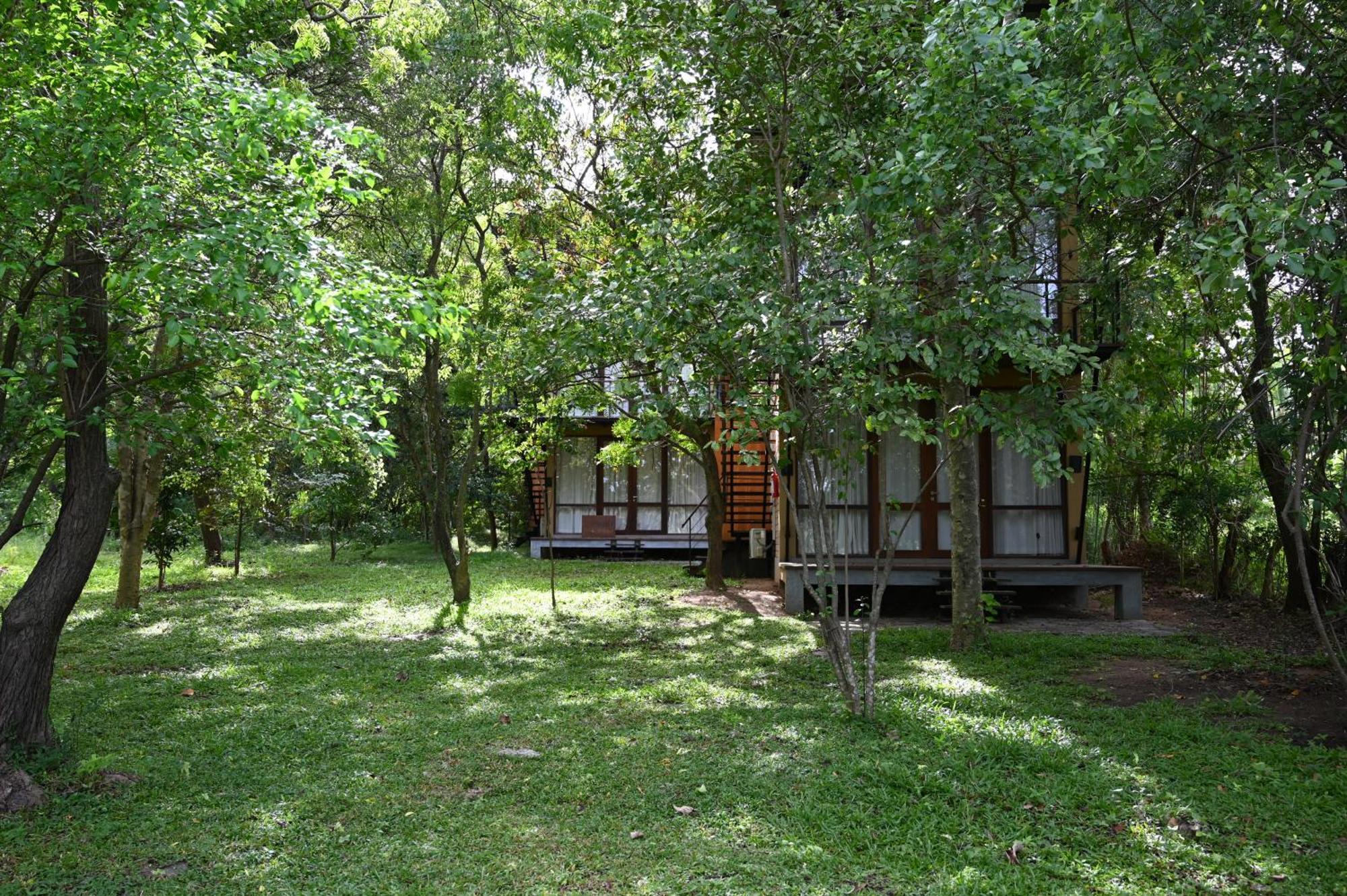 Breezy Lake Tissamaharama Dış mekan fotoğraf